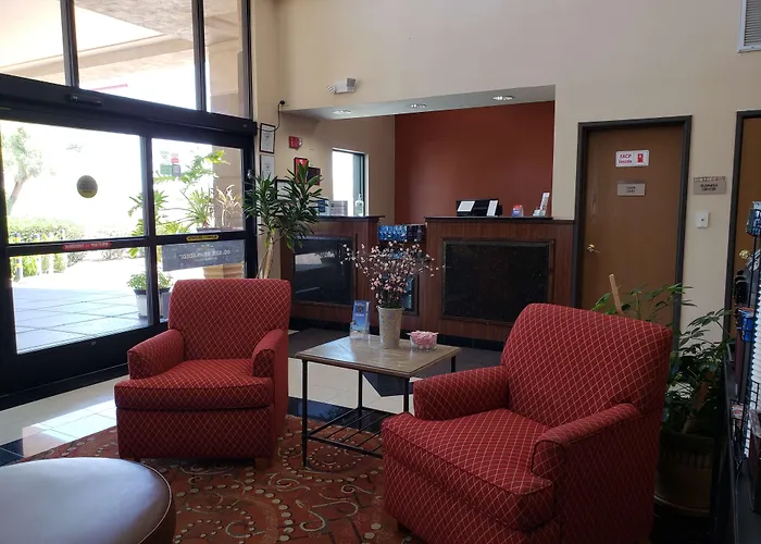 Western Gold Poppy Hotel 3*