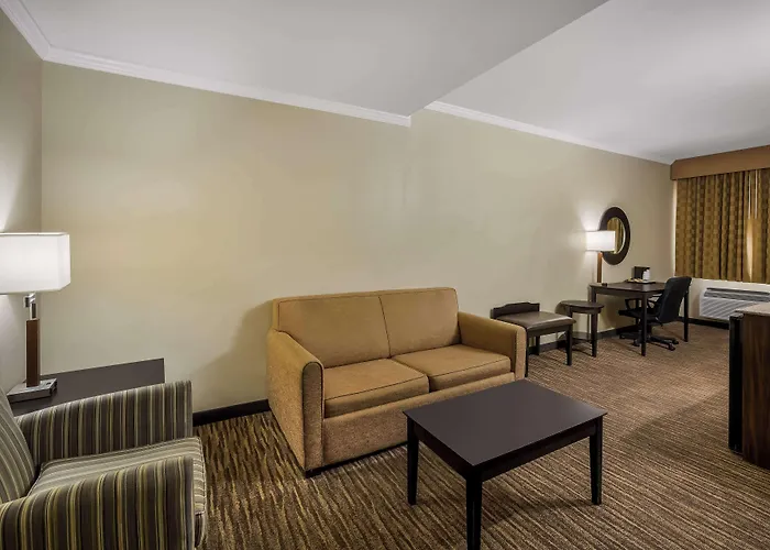 Western Gold Poppy Hotel Cortaro