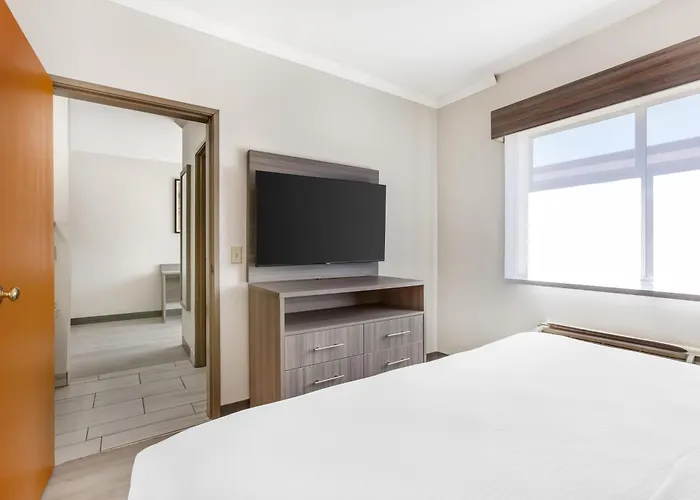 Hotel Western Gold Poppy Cortaro